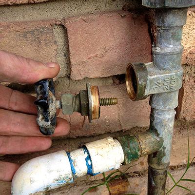 Can I replace just the stem and or gate or do I need to replace the whole valve Which looks difficult Like 2 06-01-01, 0654 PM Plumber2000 Member Join Date May 2000 Location Eugene, Oregon Posts 5,838 Likes 0. . Gate valve broken stem